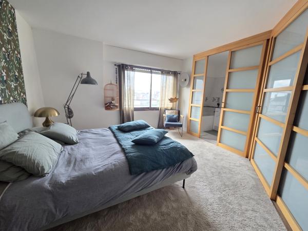 NANTES, EXCEPTIONNEL T4 ROOFTOP avec TERRASSE DE 90 M² et CHEMINEE, GARAGE DOUBLE et CAVE