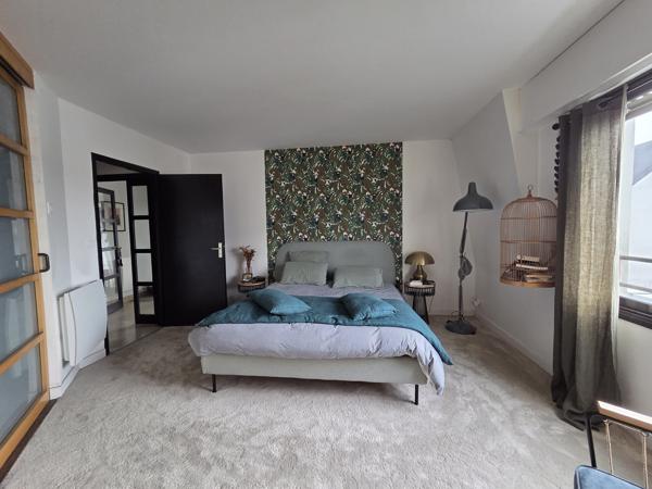 NANTES, EXCEPTIONNEL T4 ROOFTOP avec TERRASSE DE 90 M² et CHEMINEE, GARAGE DOUBLE et CAVE