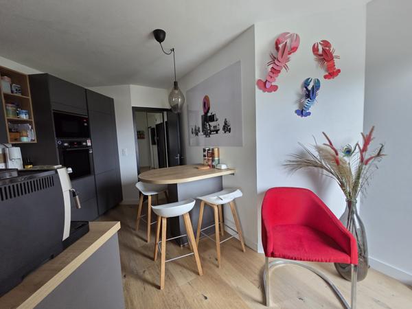 NANTES, EXCEPTIONNEL T4 ROOFTOP avec TERRASSE DE 90 M² et CHEMINEE, GARAGE DOUBLE et CAVE