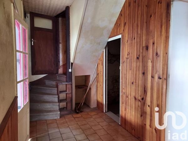 Maison 6 pièces de 300 m² à La Rochefoucauld (16110)