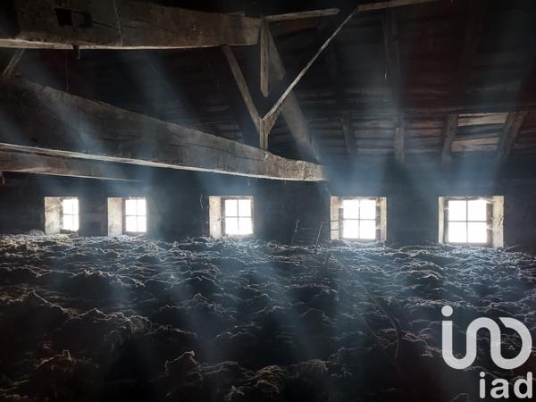 Maison 6 pièces de 300 m² à La Rochefoucauld (16110)