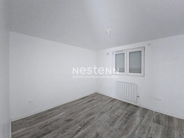 Maison familiale divisible à 200 mètres de la gare de DREUX : maison divisible en 2 lots, possibilité de diviser maison, terrain à bâtir et grange à rénover