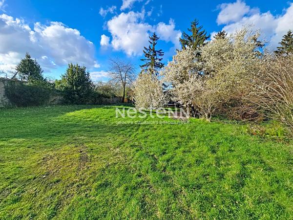 Maison familiale divisible à 200 mètres de la gare de DREUX : maison divisible en 2 lots, possibilité de diviser maison, terrain à bâtir et grange à rénover