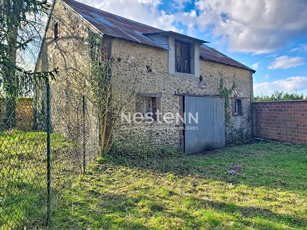 Maison familiale divisible à 200 mètres de la gare de DREUX : maison divisible en 2 lots, possibilité de diviser maison, terrain à bâtir et grange à rénover