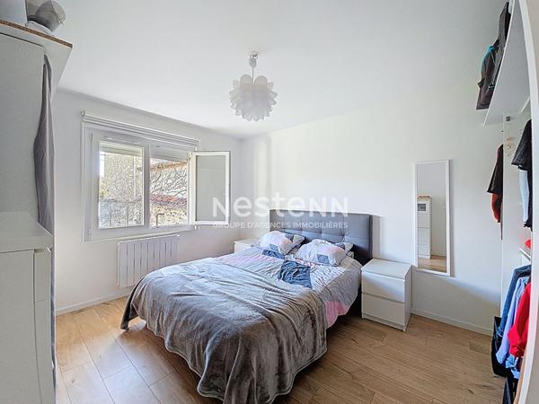 Maison familiale divisible à 200 mètres de la gare de DREUX : maison divisible en 2 lots, possibilité de diviser maison, terrain à bâtir et grange à rénover