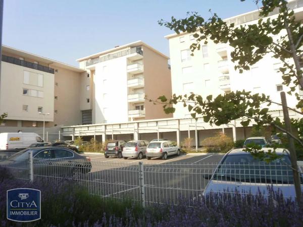 Parking à louer Istres (13800)