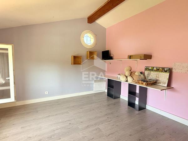 Au coeur d'un écrin de verdure de 3 hectares