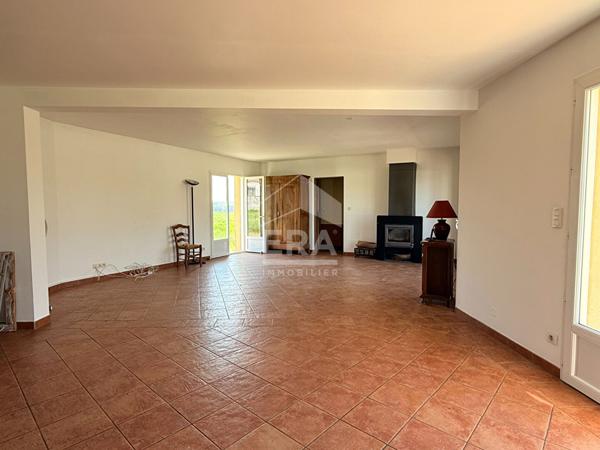 Au coeur d'un écrin de verdure de 3 hectares