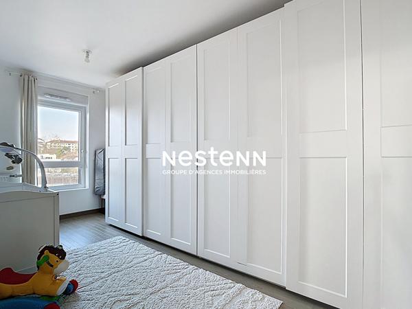 APPARTEMENT T4 RILLIEUX VILLAGE DE 76 M² AVEC BALCON ET GARAGE BOX FERMÉ
