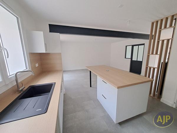 Vente maison Challans : 315 000 € - AJP Immobilier Challans