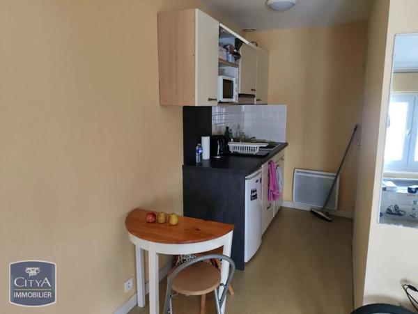 Appartement à louer 1 pièce 32.05m² Angers (49100)