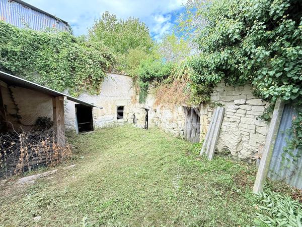 A vendre - Ensemble immobilier - 155m² - Berrie - D6000