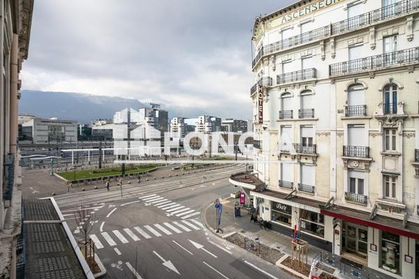 À vendre Studio 15.85 m² - Grenoble 38000
