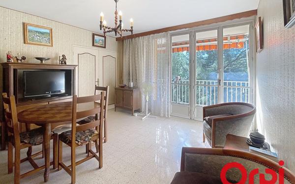 Appartement à vendre    3 pièces • 59,96 m2 Marseille 12