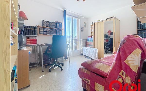 Appartement à vendre    3 pièces • 59,96 m2 Marseille 12
