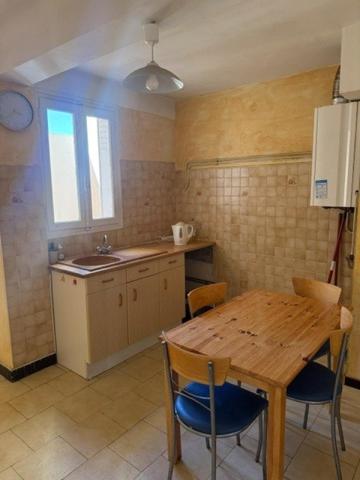 Appartement F3 meublé centre ville 21 appartements