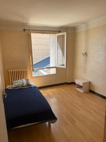 Appartement F3 meublé centre ville 21 appartements