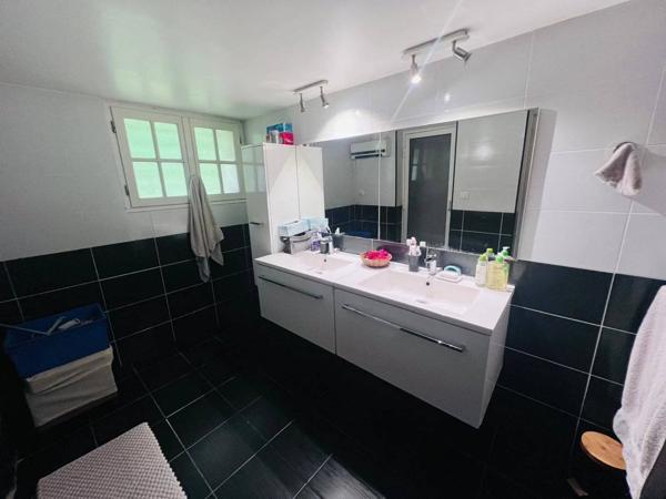 Maison familiale sans vis a vis