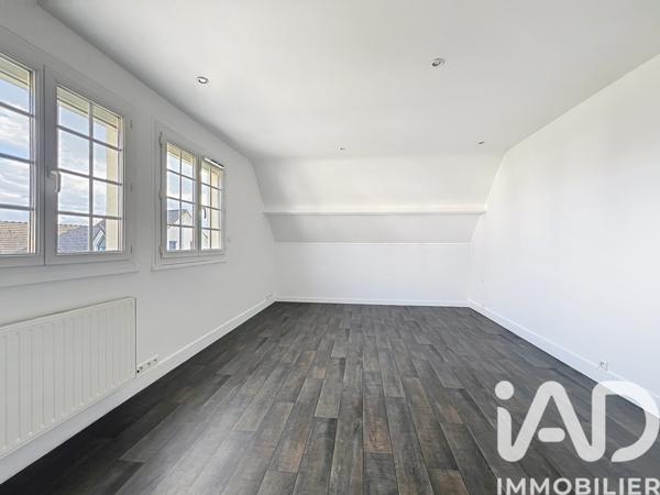 Maison à vendre 8 pièces 192 m² Le Mesnil-Esnard