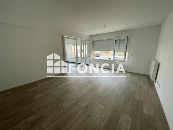 Location Appartement 3 pièces 65.39 m² - 3 AVENUE DE LA SEICHE Chartres De Bretagne 35135