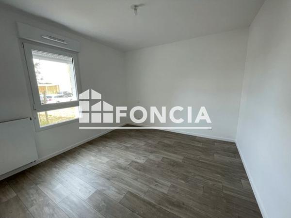 Location Appartement 3 pièces 65.39 m² - 3 AVENUE DE LA SEICHE Chartres De Bretagne 35135