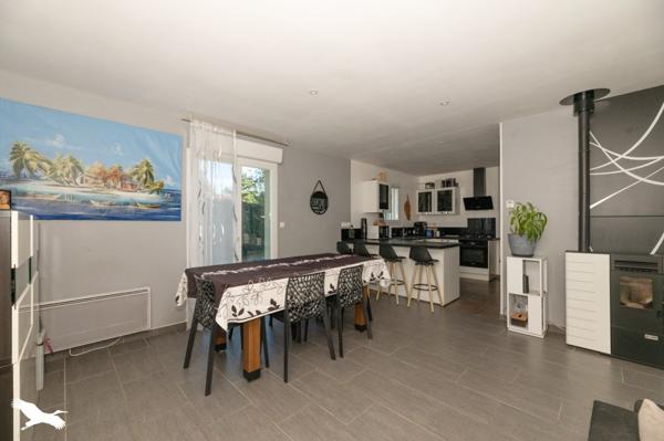 Maison 303 700 € Hourtin 5 p 101 m² DPE C