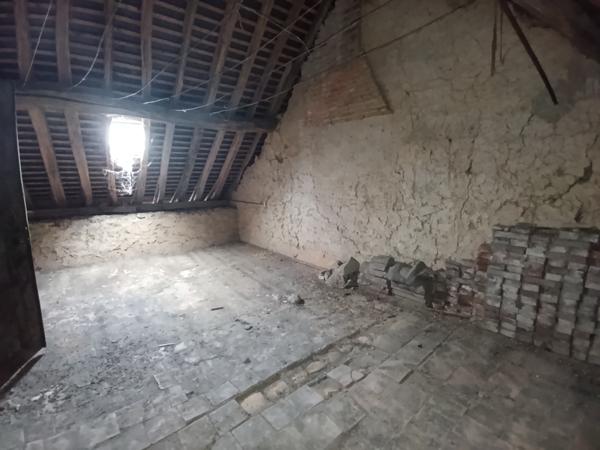 Maison de village divisible en deux lots