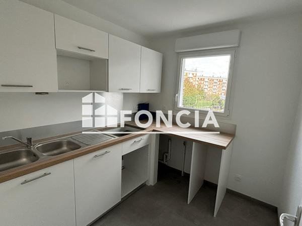 Location Appartement 3 pièces 66.1 m² - 69/77 RUE DES CHARGEURS REUNIS Le Havre 76600