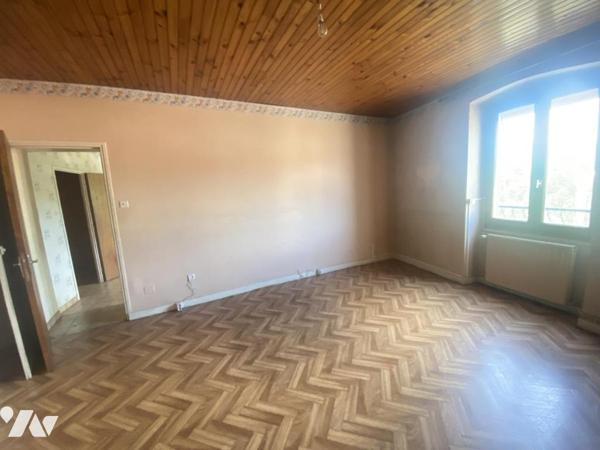 Vente Immeuble à L'Horme