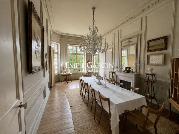 Sologne - Proche d'Aubigny-sur-Nère - Château à vendre
