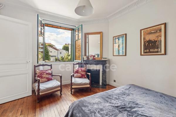 Belle meulière de caractère - 192m²- Terrain 582 m²