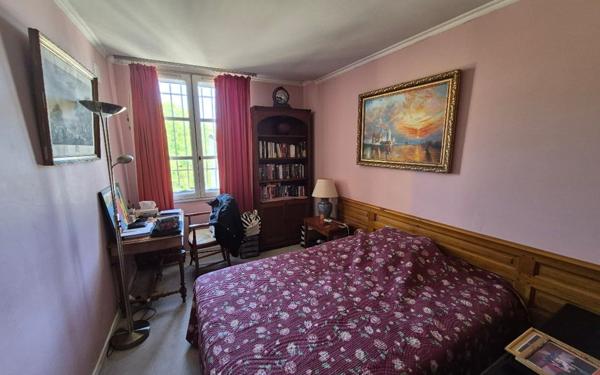 Appartement à vendre    3 pièces • 184 m2 Avignon