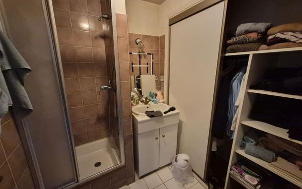 Appartement à vendre    3 pièces • 184 m2 Avignon