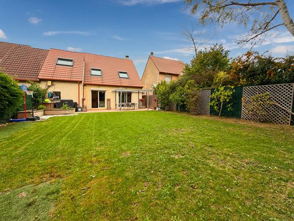 Maison Vauréal 6 pièce(s) 4 chambres