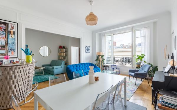 Appartement à vendre    5 pièces • 156,92 m2 Paris 17