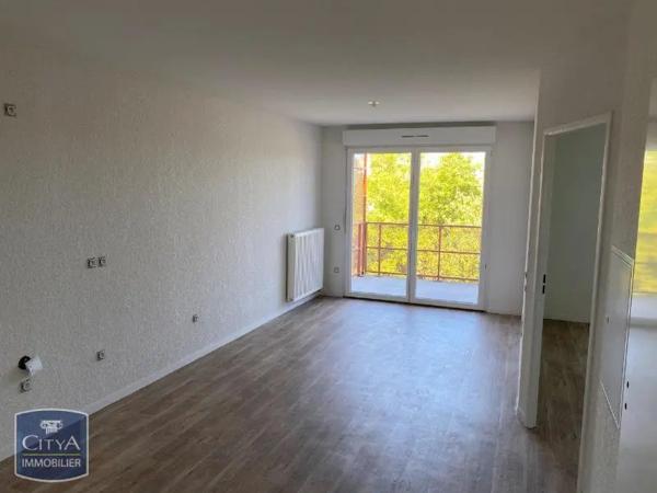 Appartement à louer 2 pièces 38.36m² Pau (64000)