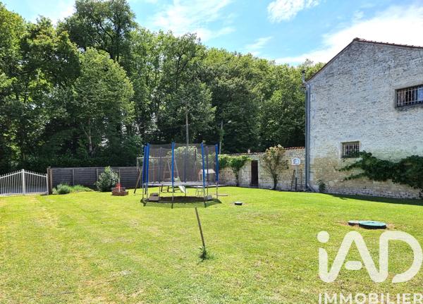 Maison à vendre 8 pièces 270 m² Jarnac