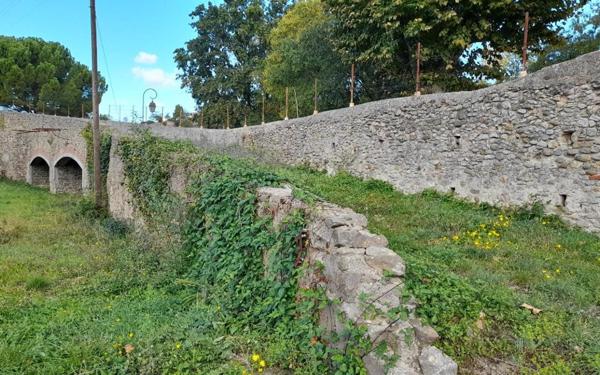 Stationnement à vendre    Saint-Hilaire