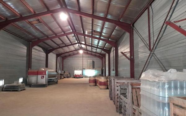 Stationnement à vendre    Saint-Hilaire