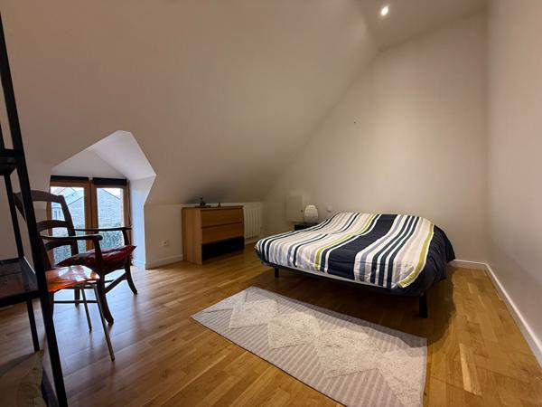 Maison Saint-ay 8 pièce(s) 209 m2