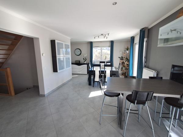 Superbe maison,137 m2 habitables, 6 chambres,  terrain clos