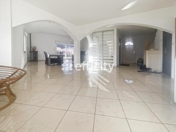 Maison 5 pièces - 182 m² Bien prestige