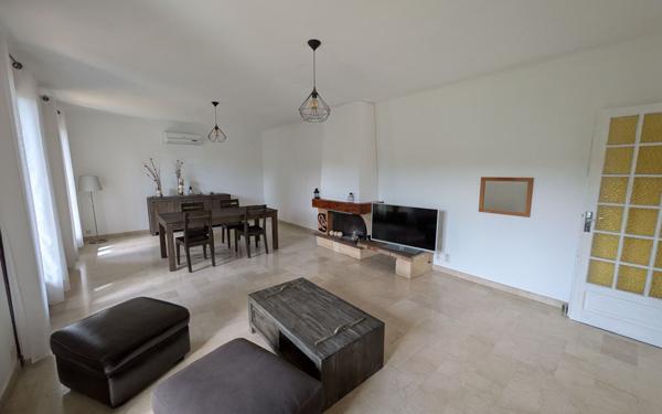 Maison à vendre    4 pièces •  Avignon