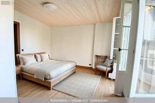 Maison de ville à vendre à Bordeaux en Gironde (33000), ref : 016/1045   
Hôtel de Ville