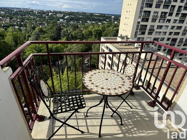 Appartement 5 pièces de 88 m² à Le Pecq (78230)