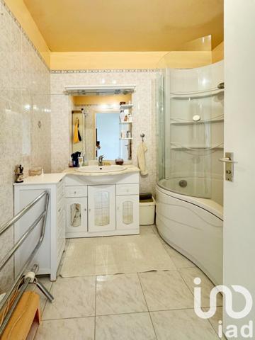 Appartement 5 pièces de 88 m² à Le Pecq (78230)