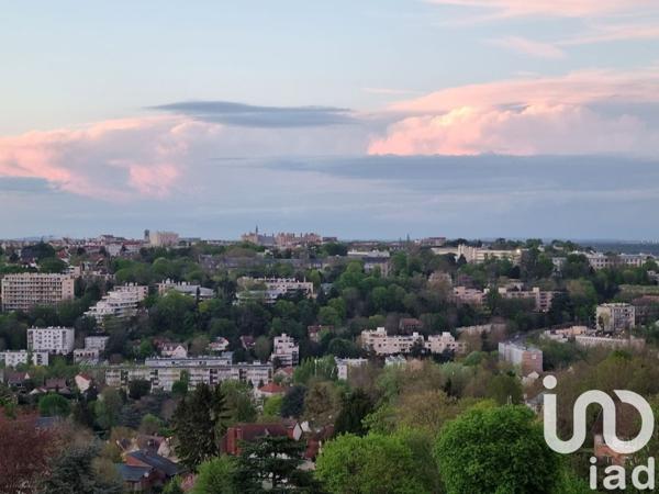 Appartement 5 pièces de 88 m² à Le Pecq (78230)