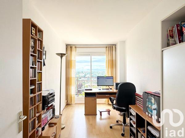 Appartement 5 pièces de 88 m² à Le Pecq (78230)