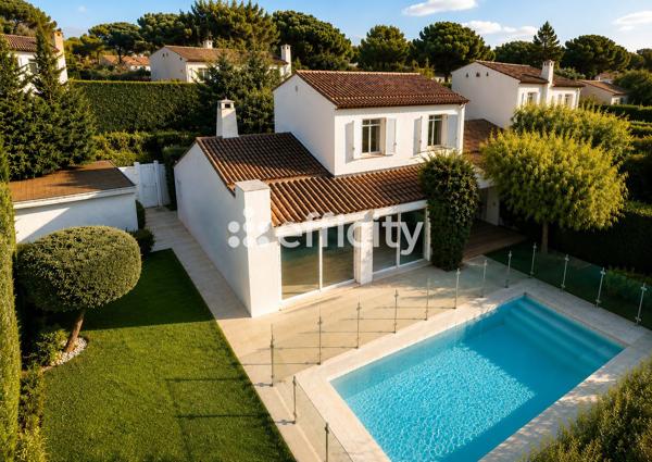 Maison
         5 pièces
        - 145 m² Bien prestige 1 582 500 € *
