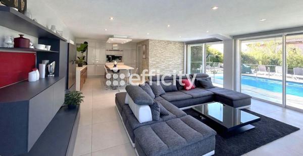 Maison
         5 pièces
        - 145 m² Bien prestige 1 582 500 € *